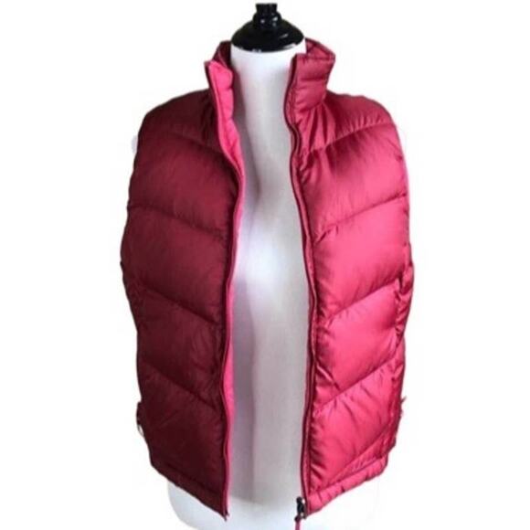 L.L. Bean women’s reversible puffer vest sz M - Picture 7 of 11